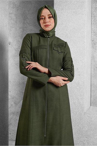 Alvina معطف ذو ياقة القاضي وحزام 10474
