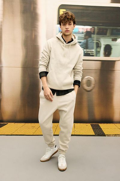 DeFacto Regular Fit Jogginghose mit Taschen, Schnürung an der Taille, elastisches Bein B6155ax24au