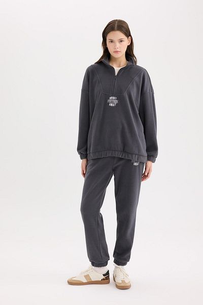 DeFacto Pantaloni de sport din lână, cu potrivire standard, cu șireturi în talie, cu buzunar elastic pentru picioare, imprimați, mărime lungă Y2650az24wn