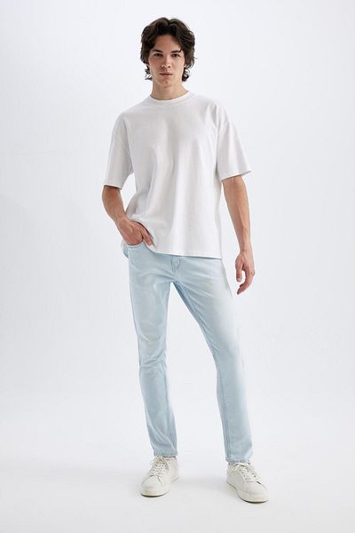 DeFacto Pedro Slim Fit Jeans - Narrow Fit, Regular Waist D1818AX24SM