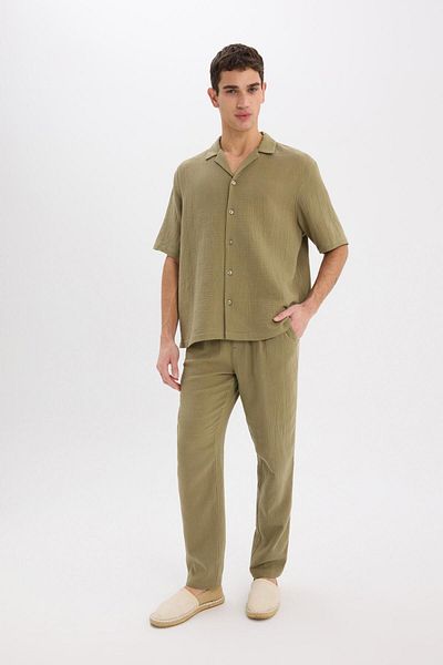DeFacto 100 % Baumwolle, entspannte Passform, entspannter Schnitt, Sommer-Musselin-Jogginghose aus Baumwolle mit kurzen Beinen, D6144ax25sm