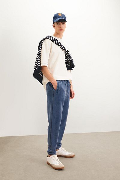 DeFacto Pantaloni de trening cu potrivire obișnuită Buzunare din flanel Efect decolorat lavabil Talie cu șireturi Picior elastic A1992ax24sp