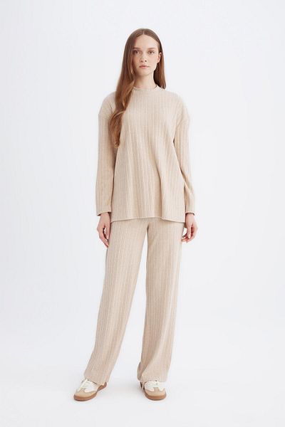 DeFacto Regular Elastic Waist Basic Straight Fit Ribbed Camisole Wide Leg Pants D7437Ax24Wn
