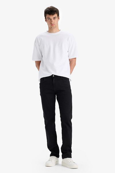 DeFacto Sergio Regular Fit Normal Fit Normal Waist Pipe Leg Black Jean Trousers E7267Ax25Sm