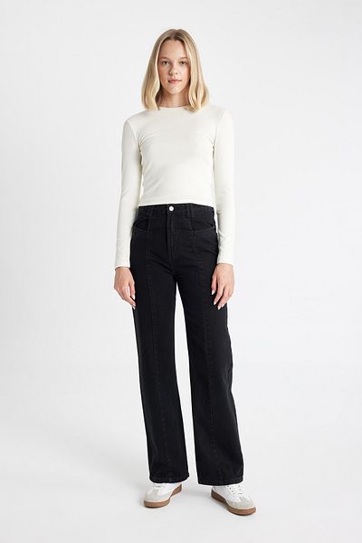 DeFacto Women's Fitted Crew Neck Long Sleeve T-Shirt St1286