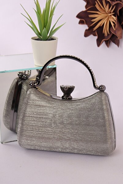 weem bag إليسارا EB0751 |   حقيبة سهرة بمقبض معدني مزدوج أنيق من سندريلا