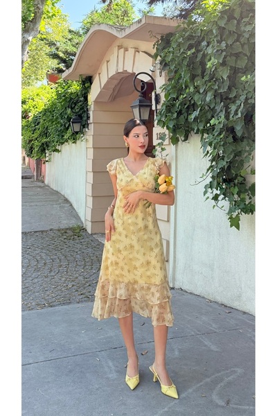 Nesil Desenli Eteği Fırfırlı Midi Boy Kadın Elbise