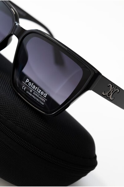 PARUNIV Ochelari de Soare Polarizați CC pentru Femei, UV400, Stil elegant, Ramă Neagră, Lentile Gradient