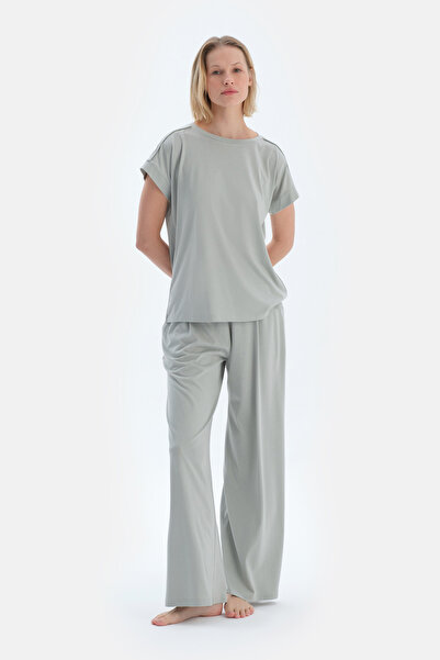 Dagi Island Tea Low Sleeve Basic T-Shirt Pants Pajama Set