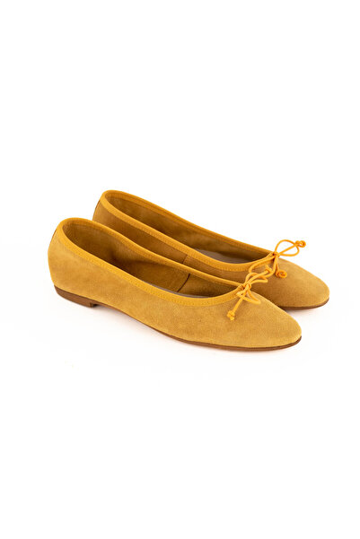 Il Laccio Women's Yellow Suede Leather Flats