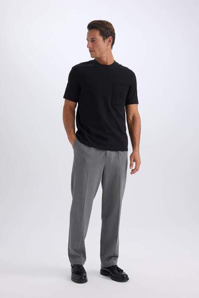 DeFacto Μαύρο μπλουζάκι με κοντό μανίκι με κανονική εφαρμογή D8931AX25SP