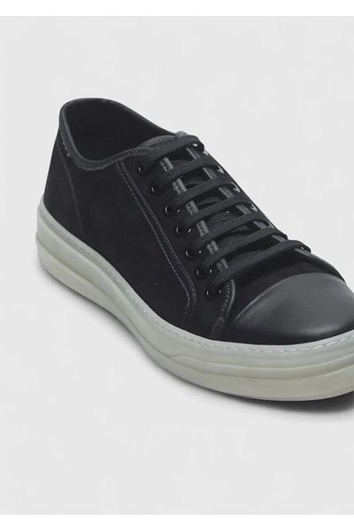 Ramsey Black Sneakers