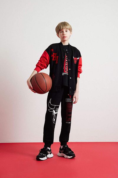 DeFacto Băieți NBA Chicago Bulls Cardigan Bomber cu Guler și Închidere Snap, Impresionant pe Spate D9556A825SP