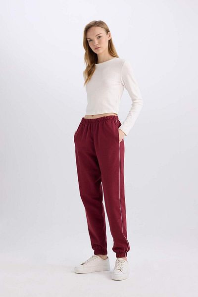 DeFacto Εύκαμπτο μπορντό Jogger Sweatpants - Skinny Leg Long με τσέπες και κορδόνια E5976ax