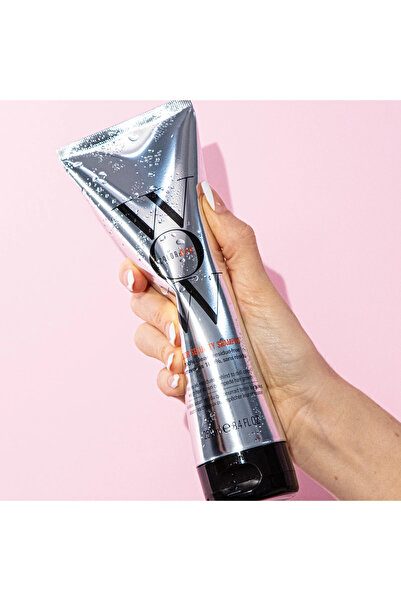 Color Wow Color Security 250ml Tüm Saç Tipleri İçin Canlandırıcı Şampuan