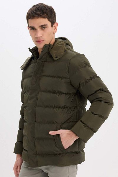 DeFacto Regular Fit Hooded down Jacket with Zipper Snap Closure Pocket E7286Ax24Wn