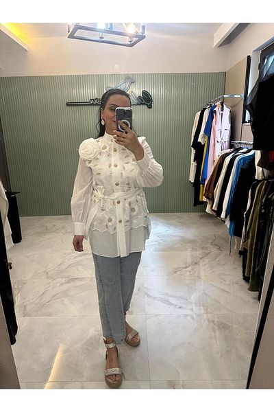 my312 Rose Detail Lace Shirt