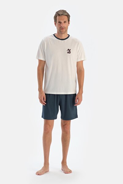 Dagi طقم بيجامة تي شيرت وشورت بأكمام قصيرة وطبعة إكرو