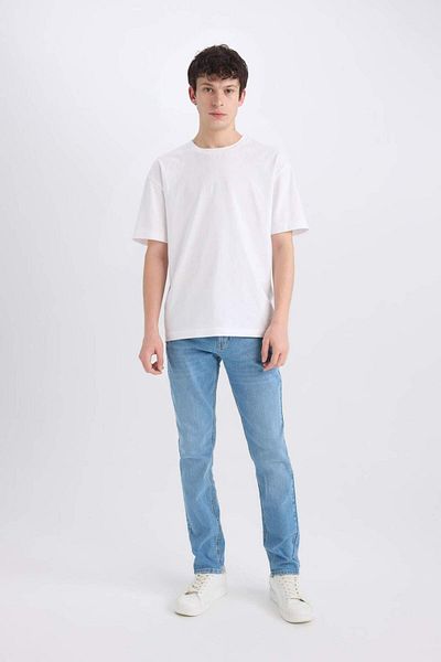 DeFacto Pantaloni de jeans Pedro Slim Fit, cu talie obișnuită, cu picioare înguste D8583AX25SP
