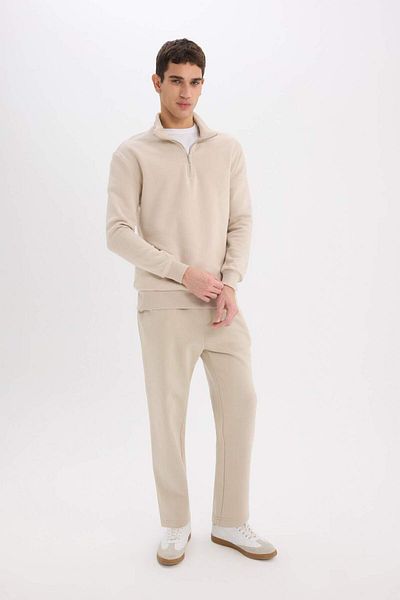DeFacto Pantaloni de sport cu croiala normală, cu fleece în interior, buzunare simple de bază, talie cu șireturi, picioare drepte D7836AX25SP