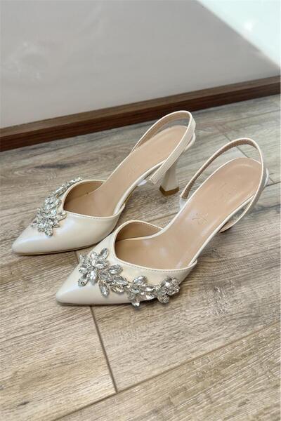 LİNEER Women's Off-White Comfortable 7 cm Goblet Heels Bead Embroidered Stiletto Bridal Shoes