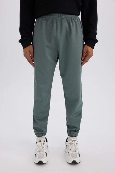 DeFacto DeFactoFit - Sports Jogger Sweatpants, Standard Fit, ίσια με τσέπες και ελαστικό πόδι μέσης D3742AX24WN