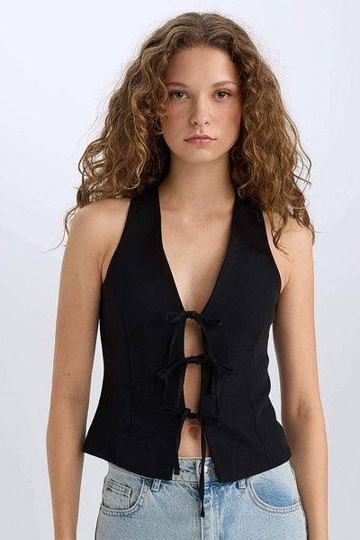 DeFacto Christmas Themed V-Neck Tie-Up Blazer Vest E2439Ax24Wn