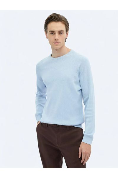 Kip Pulover tricotat cu model albastru cu gât