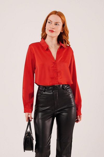modamtn    Satin Crop Model Red Shirt