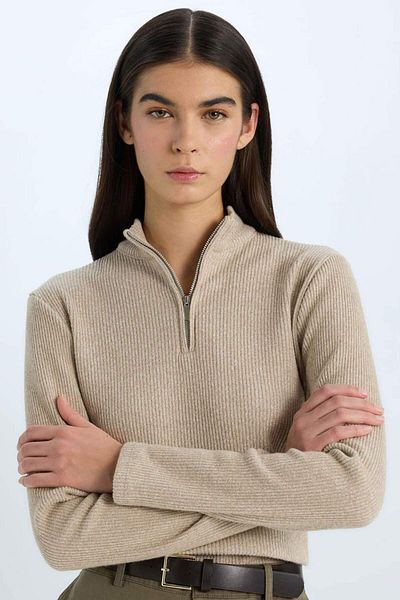 DeFacto Slim Fit Tight Half Zip Tweed Long Sleeve T-Shirt D5538Ax24Au