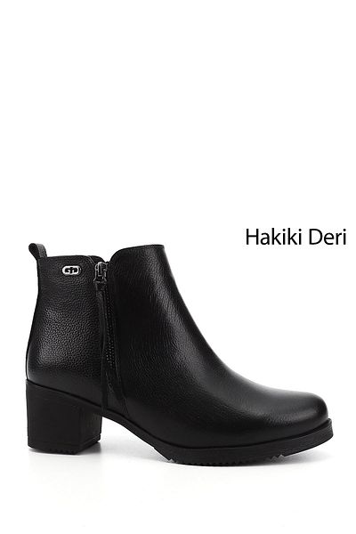 GÖNDERİ(R) حذاء نسائي أسود من الجلد الطبيعي بسحاب وكعب سميك