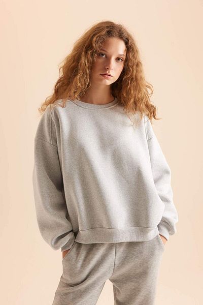 DeFacto Oversize Crew Neck Sweatshirt - Wide Fit, Thick Fabric D9022Axns