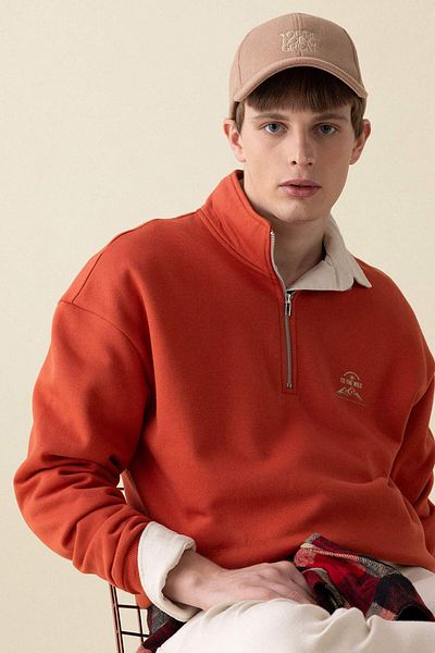 DeFacto Comfort Regular Fit Comfortable Fit Zip up Stand Collar Letter Printed Sweatshirt C6132Ax24Au