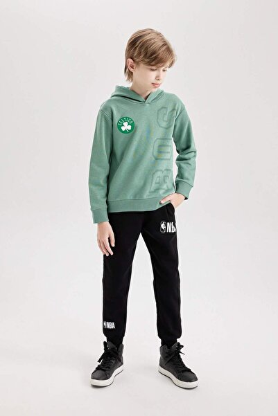 DeFacto Erkek Çocuk Yeşil NBA Boston Celtics Kapüşonlu Sırt Baskılı Sweatshirt D3124A824AU