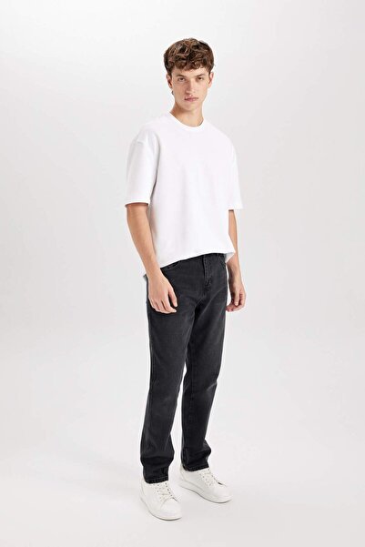 DeFacto Straight Fit Normal Kalıp Normal Bel Boru Paça Siyah Jean Pantolon D1813AX24WN