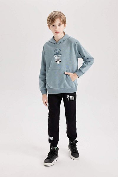DeFacto Boy's Nba New York Knicks Hooded Back Printed Thick Sweatshirt D3142A824Au