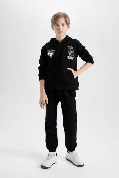 DeFacto Hanorac cu glugă cu imprimeu pe spate pentru băiat, negru, NBA Chicago Bulls, oversize, cu croiala largă, D3123A824