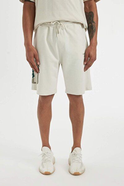 DeFacto DeFactoFit NBA Milwaukee Bucks Regular Fit Cepli Kısa Paça Şort Y3016AZ24SM