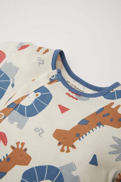 DeFacto Snap Fastener Safari Print Long Sleeve Romper for Newborn Baby Boy - D2574A524Au