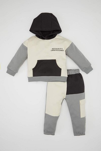 DeFacto Baby Boy 2 Piece Set Kangaroo Sweatshirt Jogger Tracksuit With Door