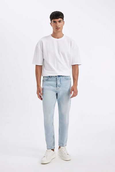 DeFacto 100% bumbac, anii 90, slim fit, model îngust, talie înaltă, pantaloni de jeans cu picioare înguste B5784AX24AU