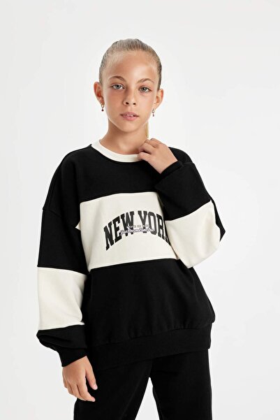 DeFacto Kız Çocuk Siyah Oversize Geniş Kalıp Bisiklet Yaka Baskılı Sweatshirt D1105A824AU
