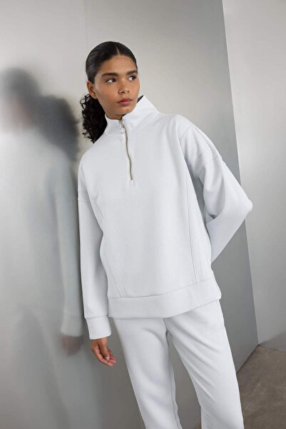 DeFacto DeFactoFit Oversize Geniş Kalıp Fermuarlı Dik Yaka Skuba Dalgıç Kumaş Sporcu Basic Düz Sweatshirt C9
