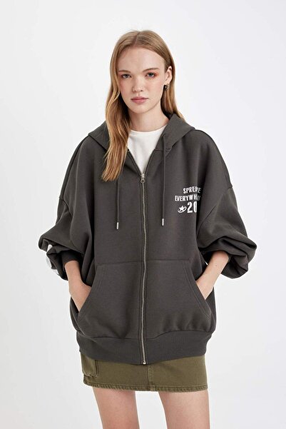 DeFacto Oversize Geniş Kalıp Kapüşonlu Sırt Baskılı Kanguru Cepli Kalın Fermuarlı Sweatshirt D6754AX24WN