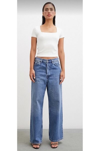 KAROL 3698 Square Neck Body