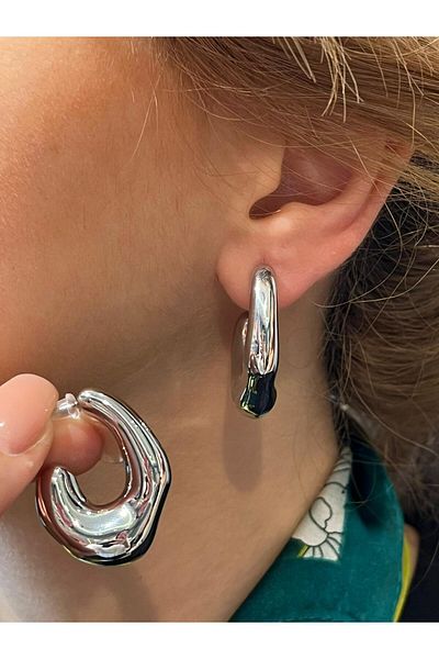 Accessories أقراط نسائية متدلية للاستخدام اليومي من Hei باللون الفضي اللامع على شكل هندسي
