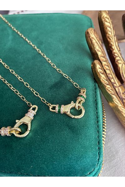 Miltonia Long design necklace with hook detailed
