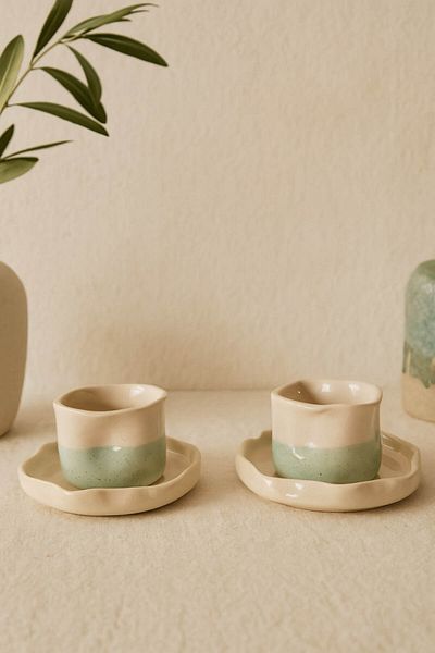 Anadolu Saray Set of 2 Handmade Crinkled Ceramic Turkish Coffee Cups – Modern and Stylish Presentation