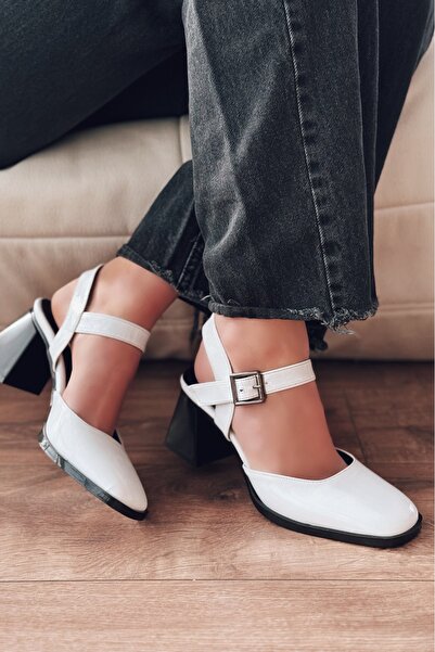 I Love Shoes Μελόρα Ψηλοτάκουνα Λευκά Λουστρίνια Μέρι Τζέιν