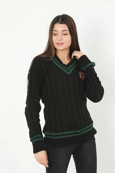 SuQ Women's V-Neck Braided Sweater - Black